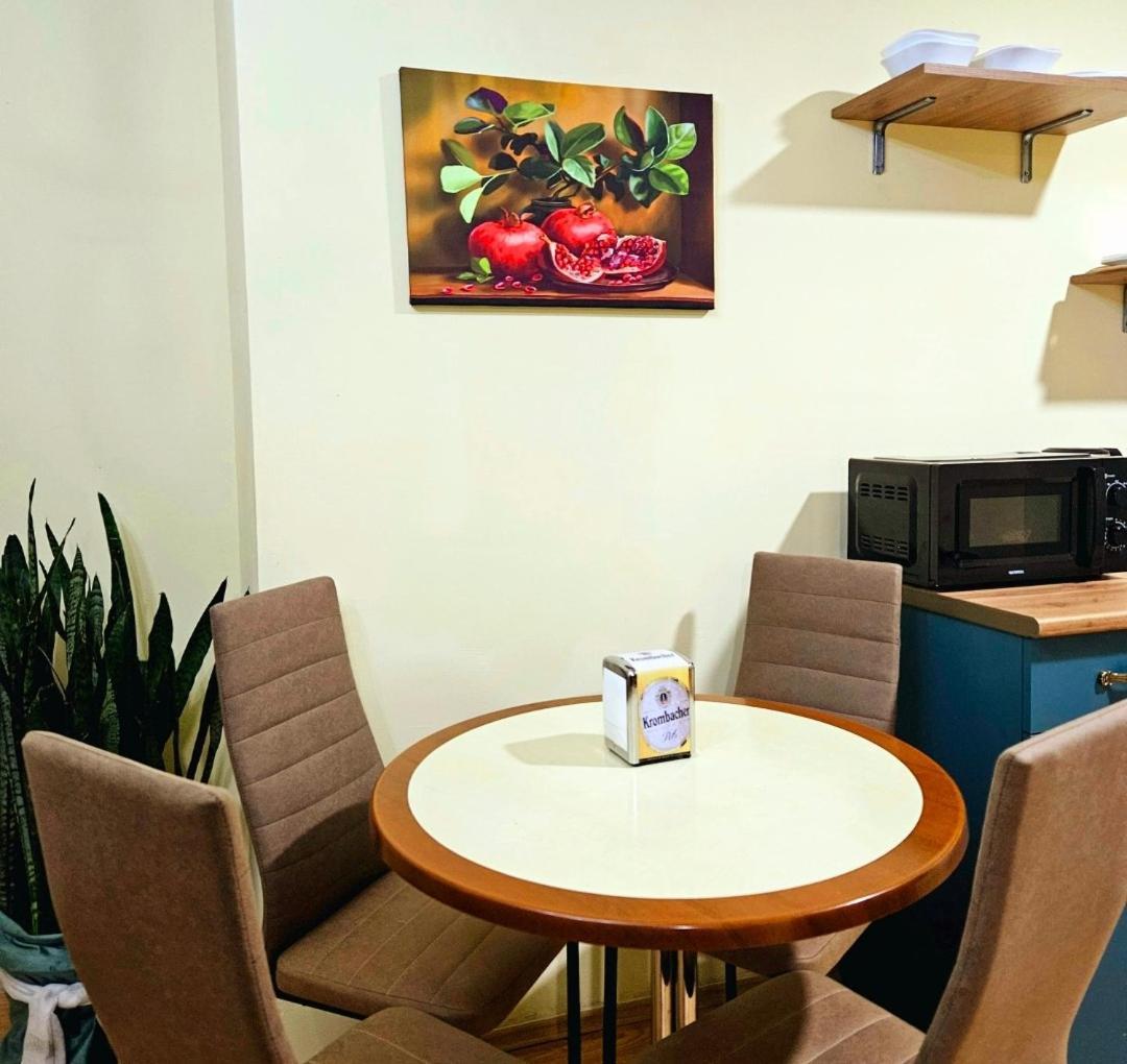 טביליסי Apartment In The Old District מראה חיצוני תמונה