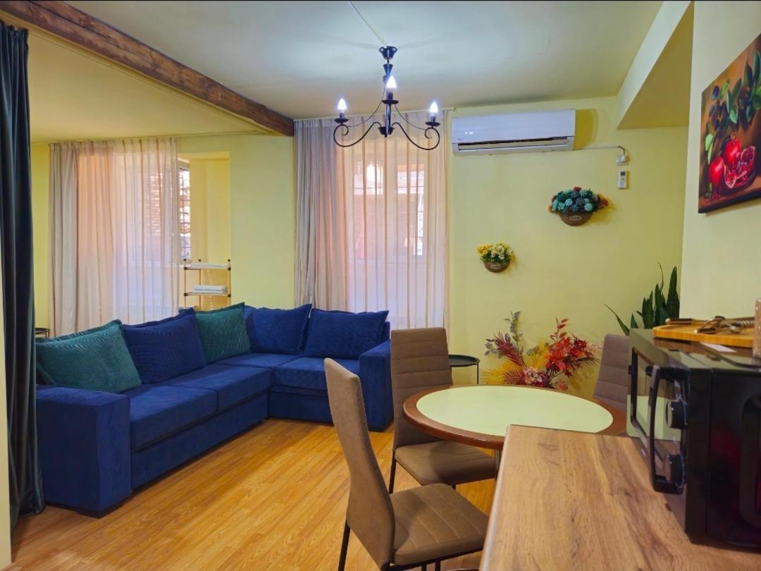 טביליסי Apartment In The Old District מראה חיצוני תמונה