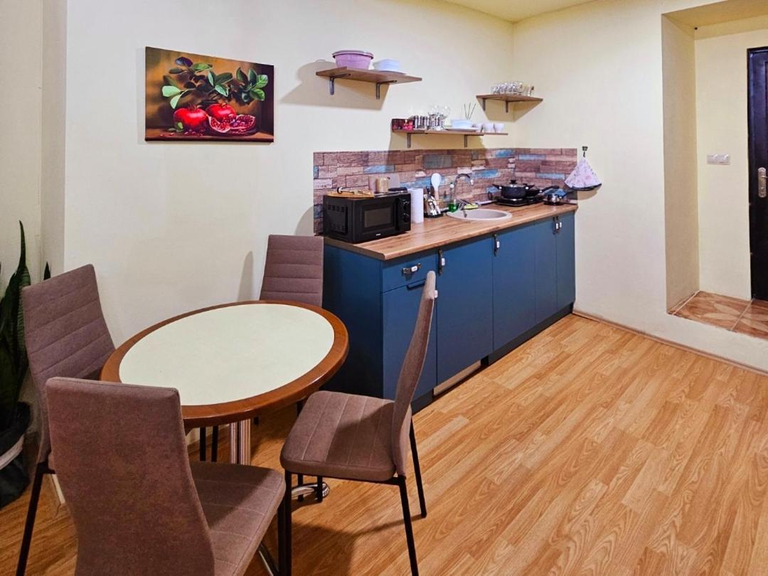 טביליסי Apartment In The Old District מראה חיצוני תמונה