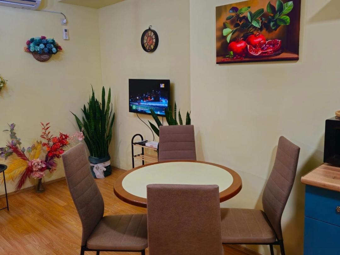 טביליסי Apartment In The Old District מראה חיצוני תמונה
